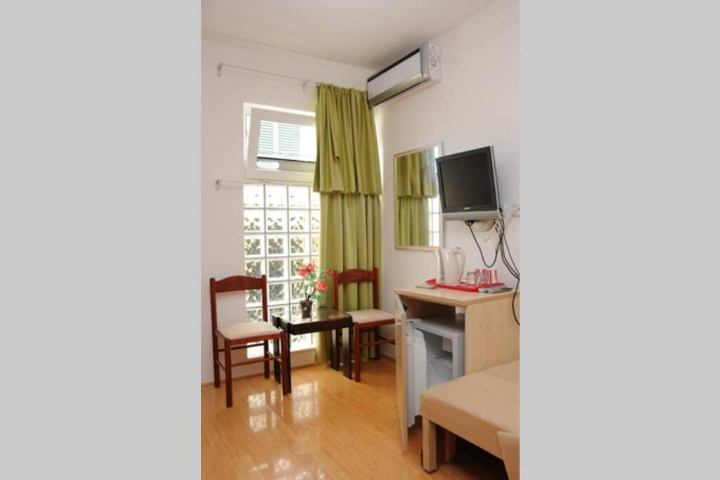Bmv Room For 2-3 Persons Свети-Стефан Экстерьер фото